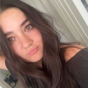 Meet your Posher, Malina